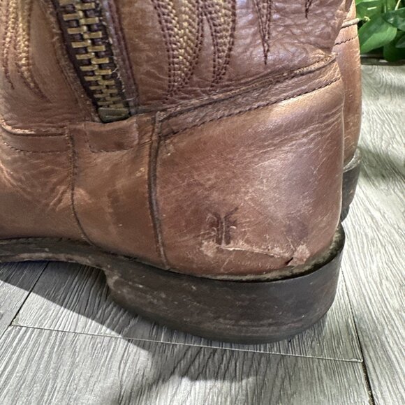 Frye Heath Outside Zip Brown Distressed  Leather Boot Men Size 10 D Angel Wings main image 9